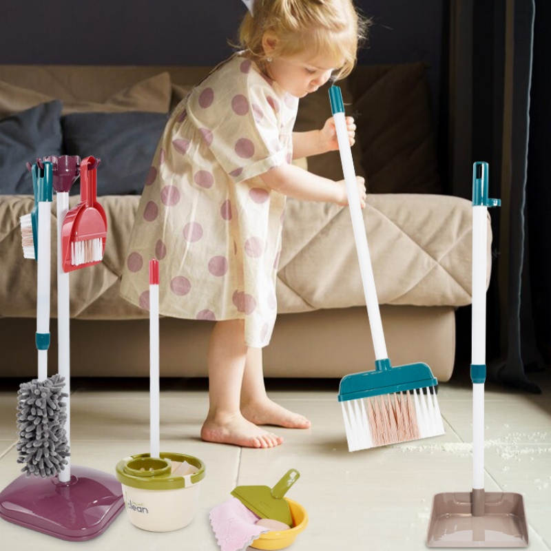 Kids Simulated Life Cleaning T - огляд і ціна Kids Outdoor Broom