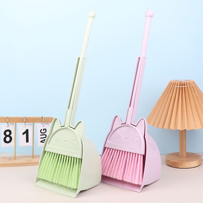 Cartoon-Style Toddler Broom Du - огляд і ціна Kids Outdoor Broom